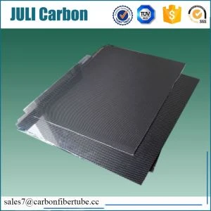 Feuilles de fibre de carbone de coupe CNC